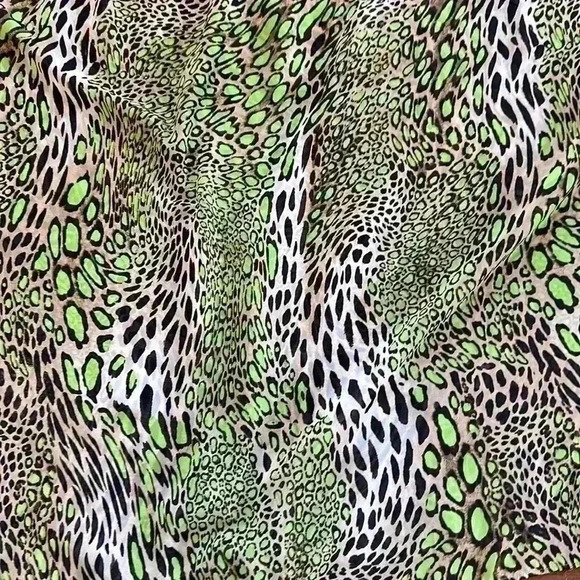 Robert Louis Ladies Blouse - Picture 9 of 9